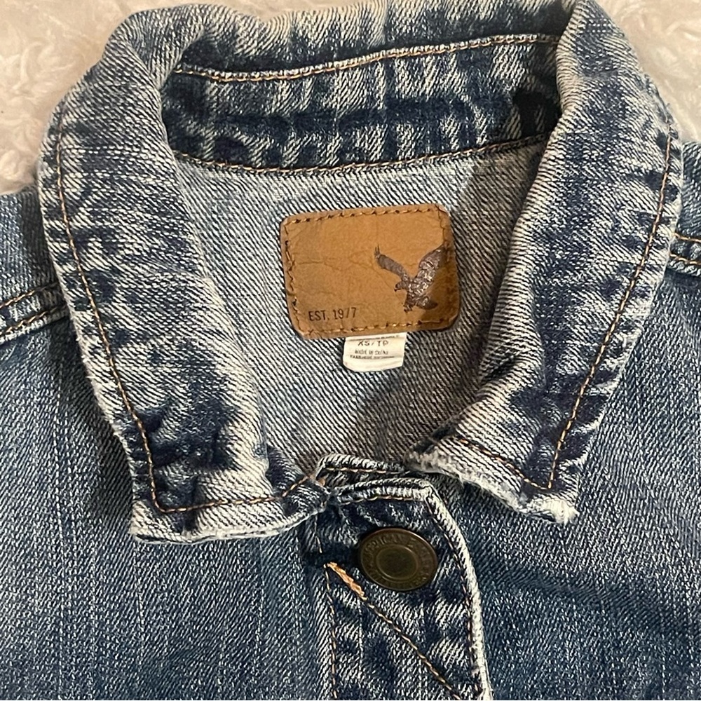 Women’s Abercrombie Jean Vest - Picture 3 of 6